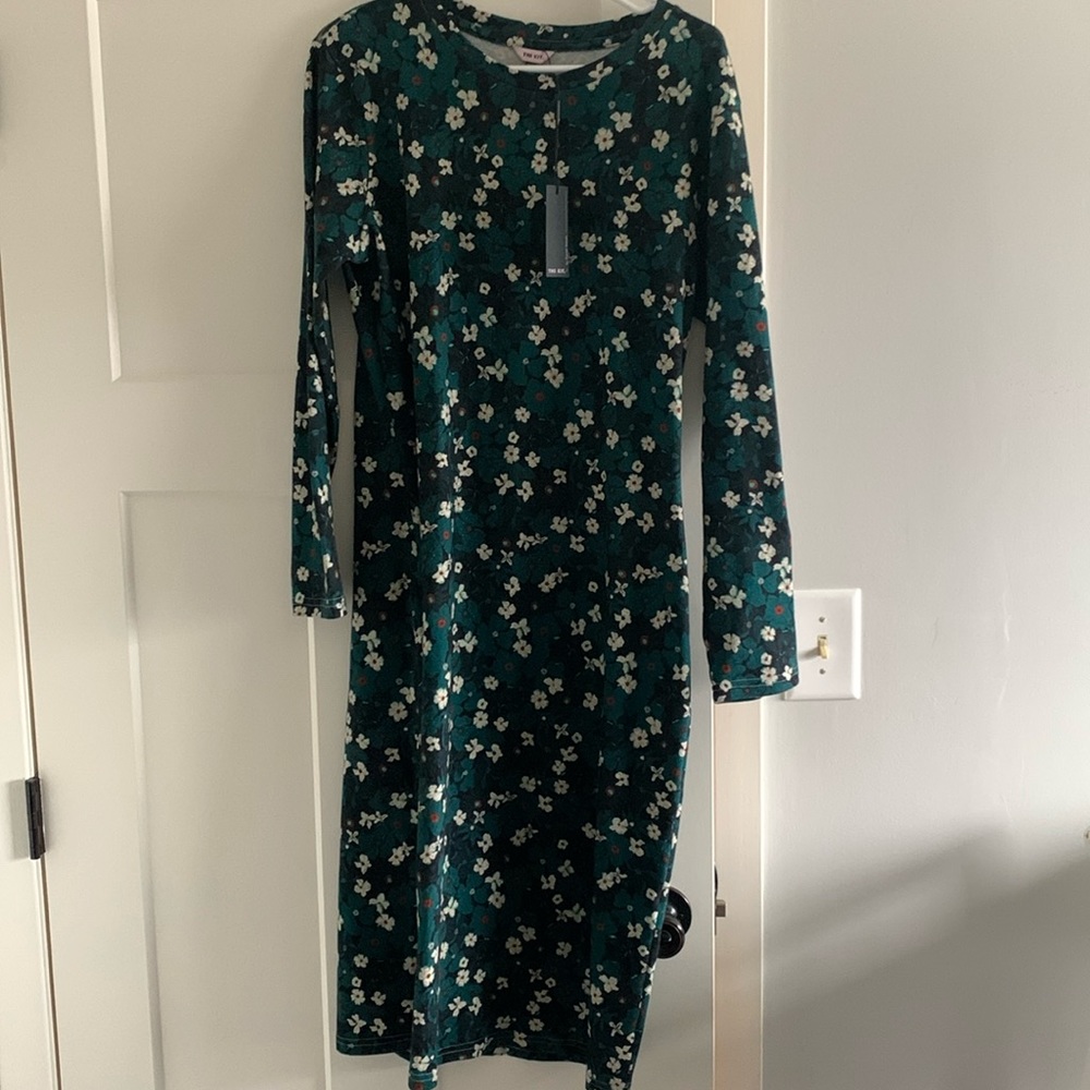 Floral Long-Sleeve Midi Dress in Teal Green - Elegant Everyday Style